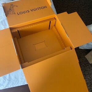Louis Vuitton shipping box and shipping bag